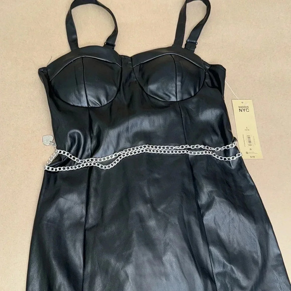 Madden NYC Bra Cup Dress - Picture 3 of 7